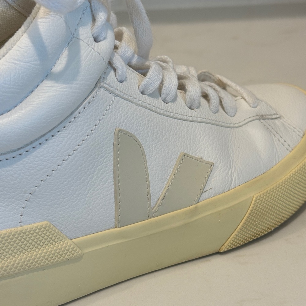 VEJA Minotaur High Top Sneaker size 5 - Picture 7 of 10